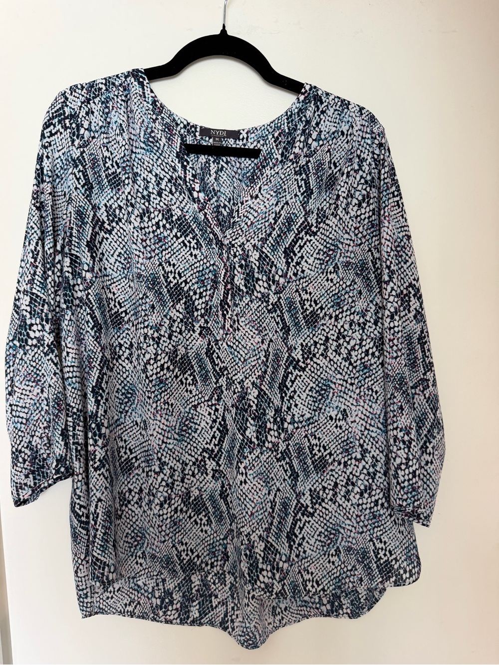 NYDJ Blue and White Printed V-Neck Tunic Top